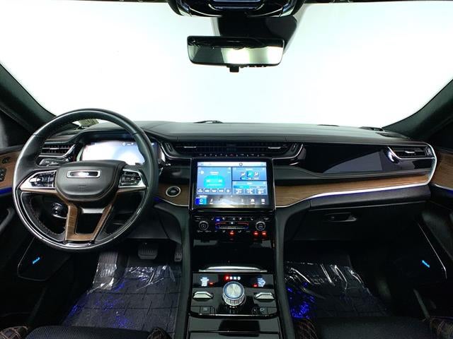 2022 Jeep Grand Cherokee Summit