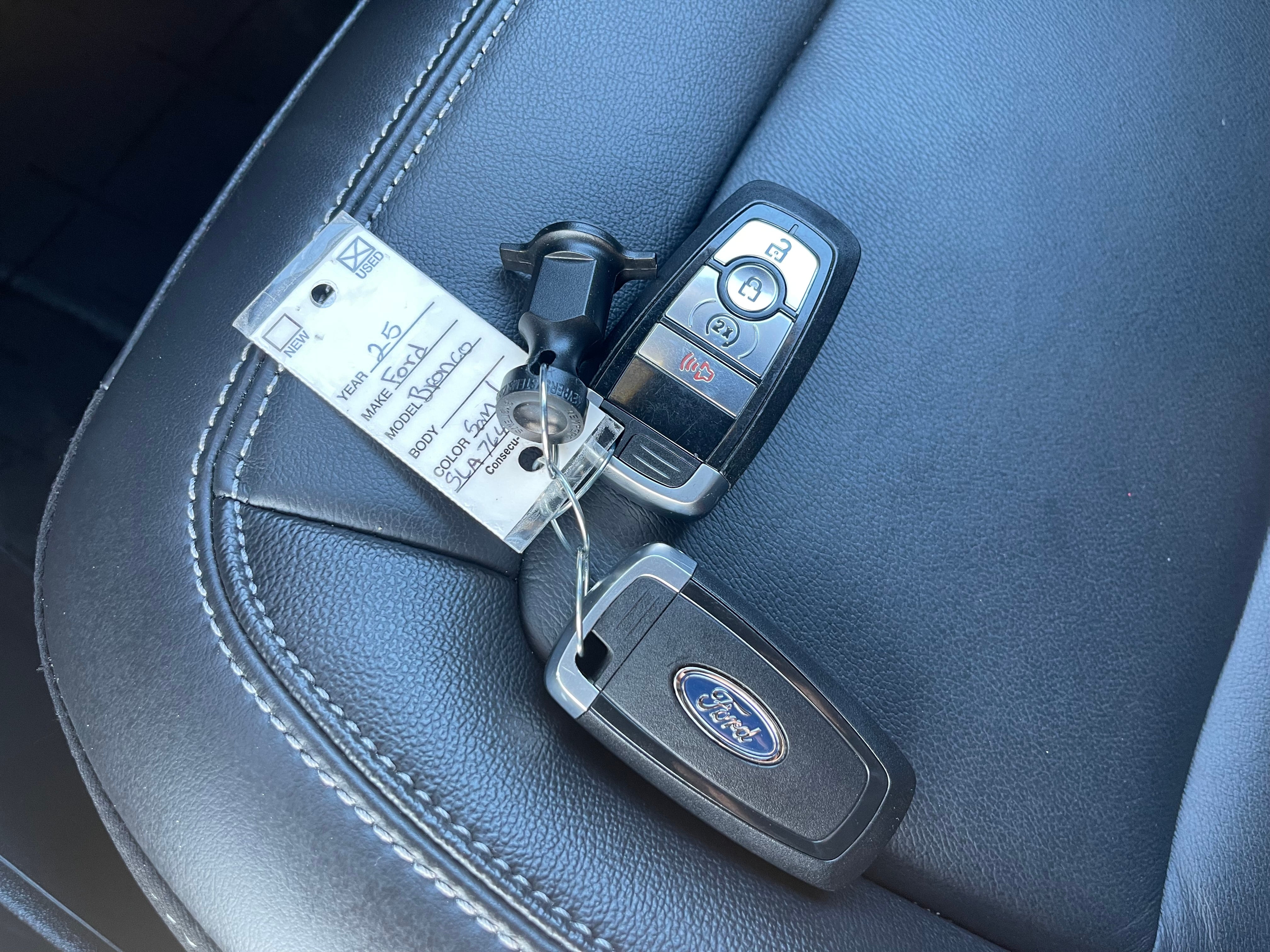 2025 Ford Bronco Outer Banks