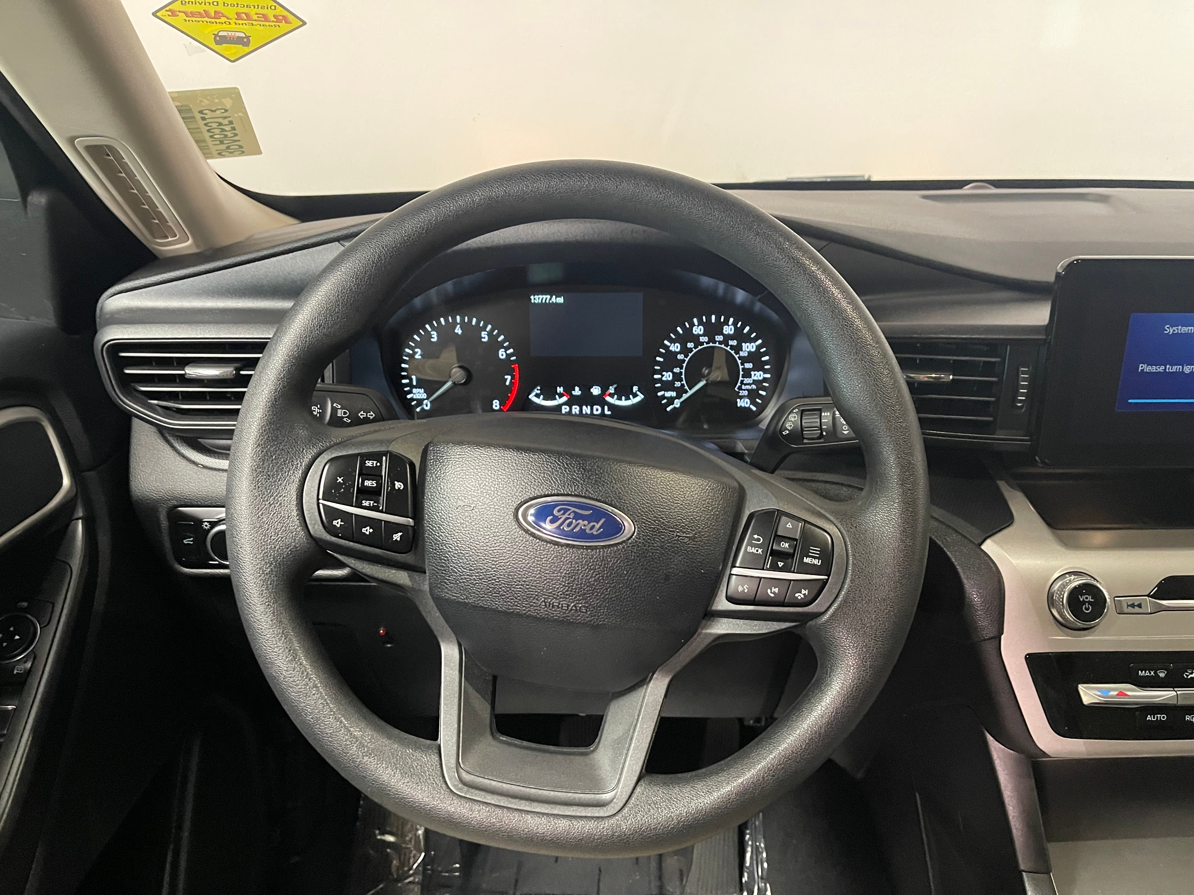 2024 Ford Explorer Base