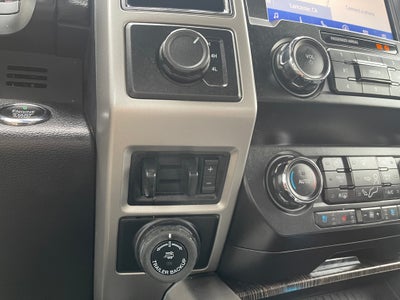 2020 Ford Super Duty F-350 DRW 4x4 Lariat 4dr Crew Cab 8 ft. LB DRW Pickup