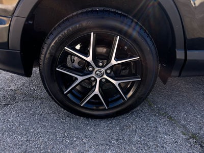 2017 Toyota RAV4 SE
