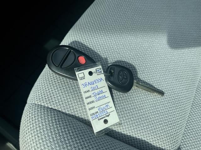 2017 Toyota Sienna L 7-Passenger