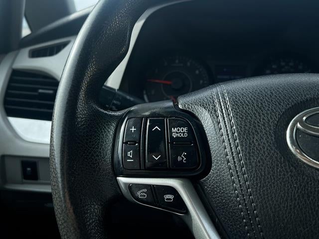 2017 Toyota Sienna L 7-Passenger