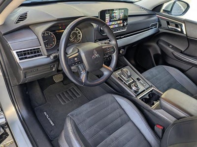 2022 Mitsubishi Outlander SE Launch Edition