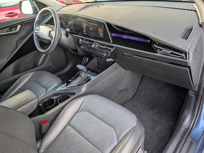 2023 Kia Niro SX Touring