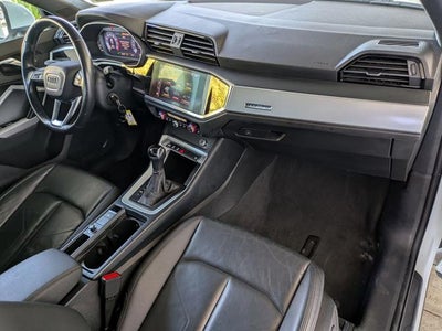 2021 Audi Q3 2.0T quattro Premium