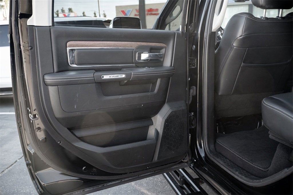 2019 RAM 1500 Classic Laramie