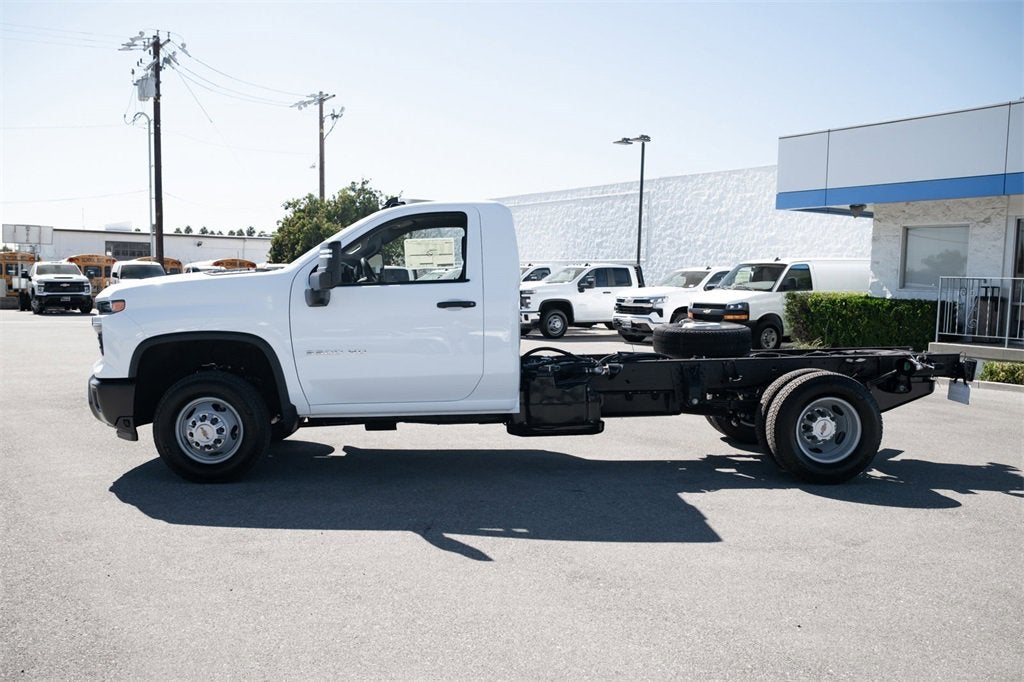 2026 Chevrolet Silverado 3500 HD Chassis Cab Work Truck
