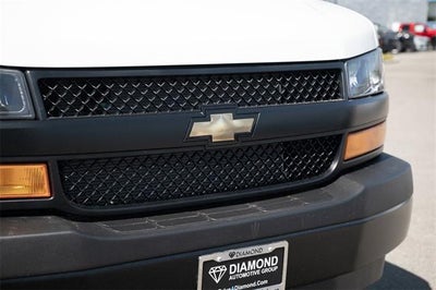 2025 Chevrolet Express Cargo 2500 WT