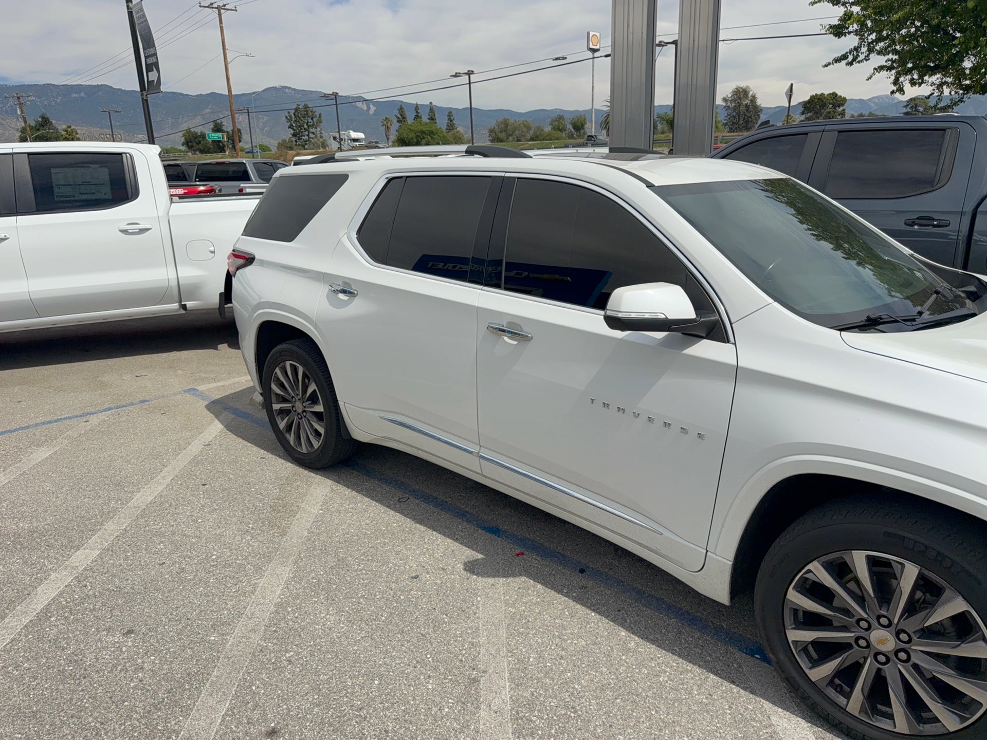 2023 Chevrolet Traverse Premier
