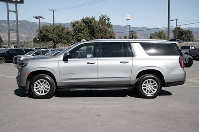 2024 Chevrolet Suburban LT