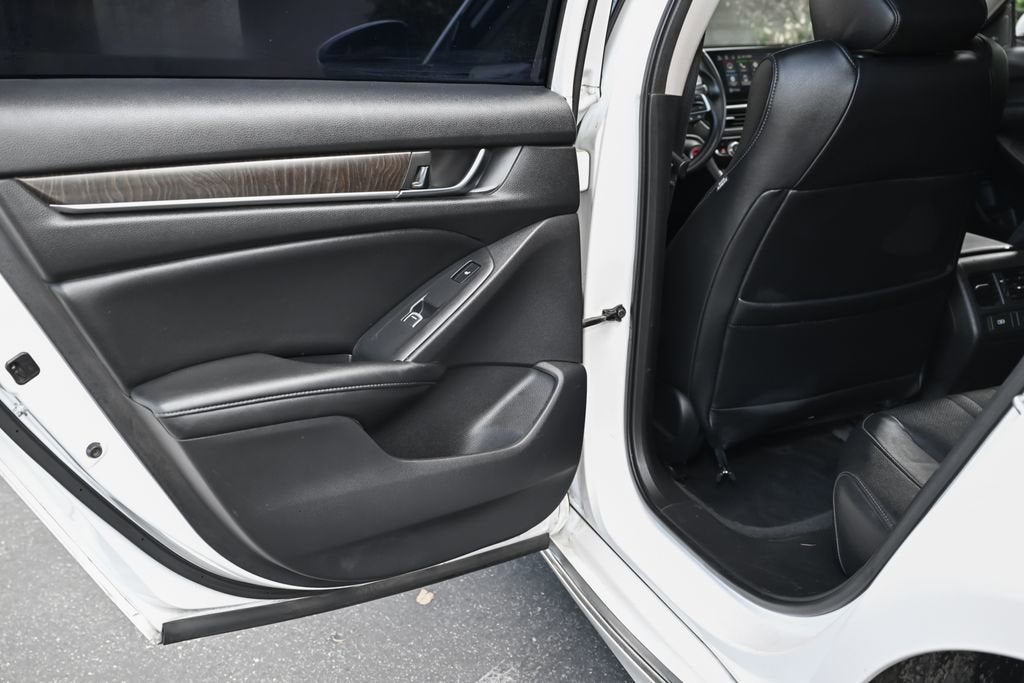 2022 Honda Accord Hybrid Touring