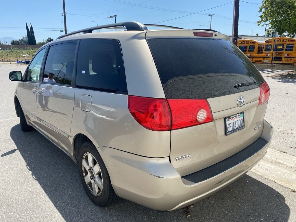 2009 Toyota Sienna CE