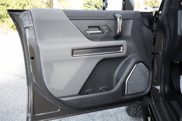 2024 GMC HUMMER EV SUV 2X