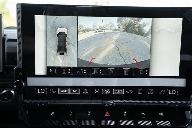 2024 GMC HUMMER EV SUV 2X