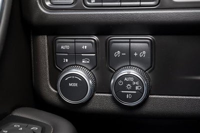 2022 GMC Yukon XL SLE