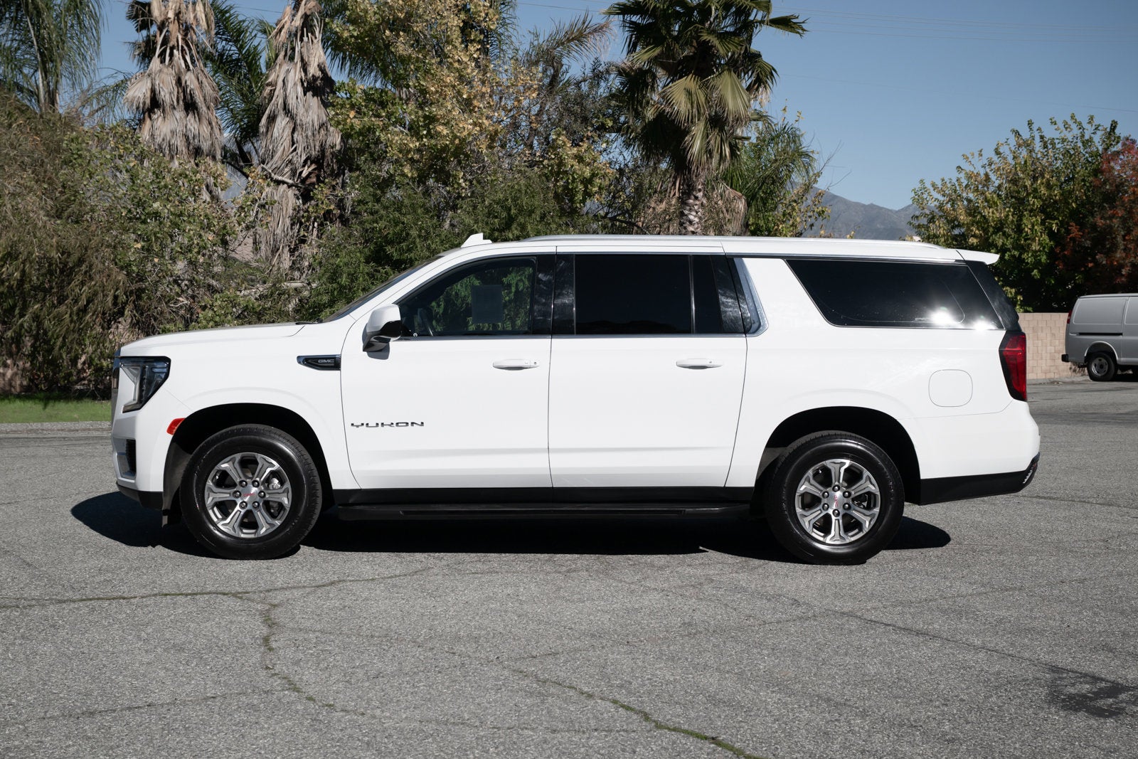 2022 GMC Yukon XL SLE