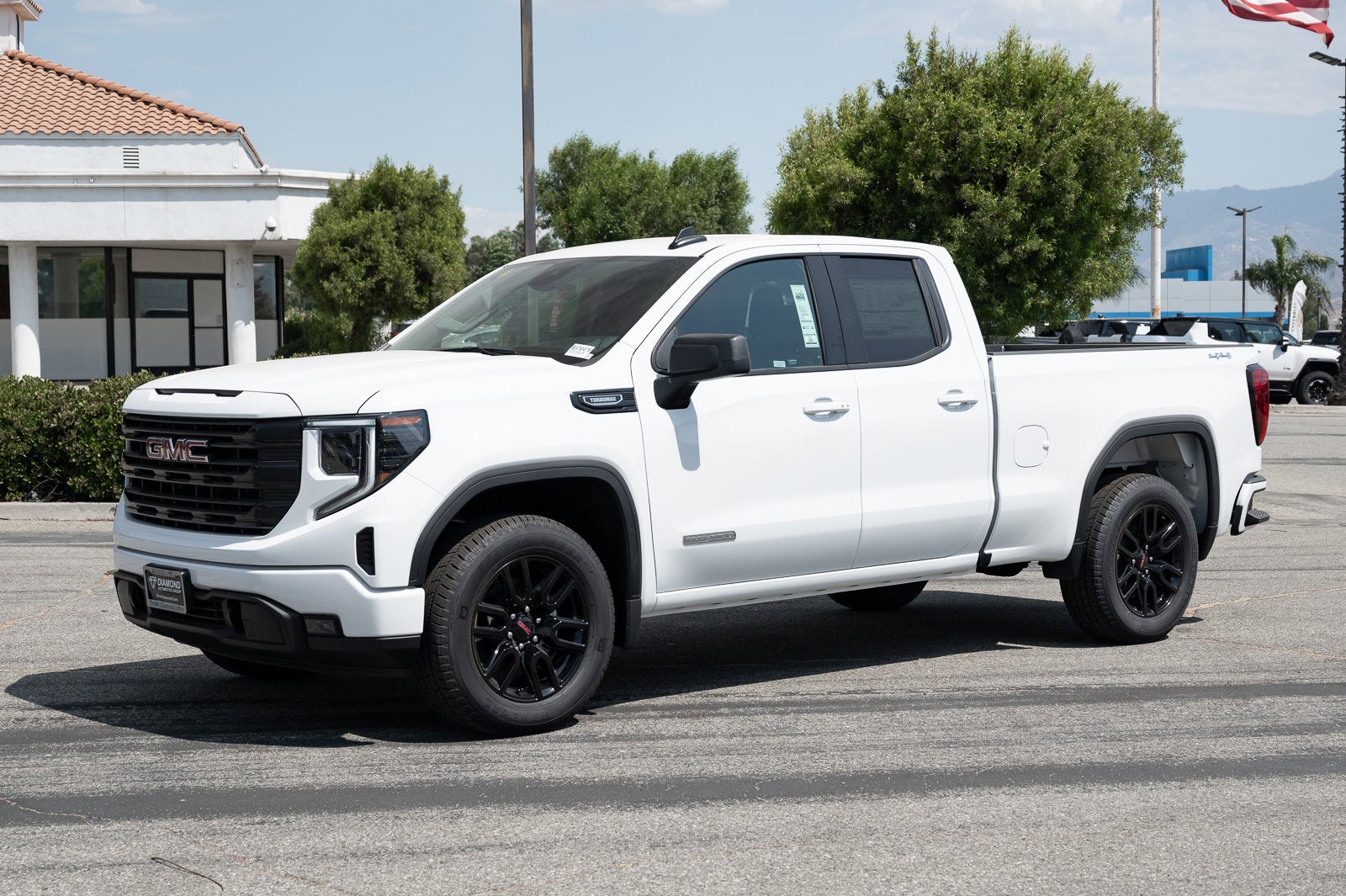 2024 GMC Sierra 1500 Elevation