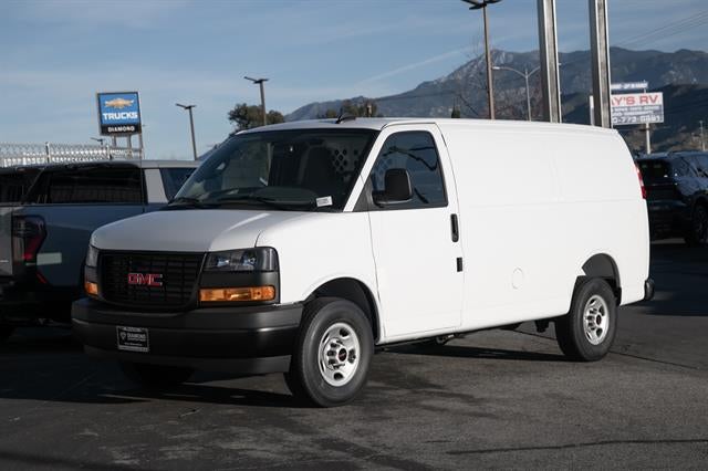 2025 GMC Savana Cargo 2500 Work Van