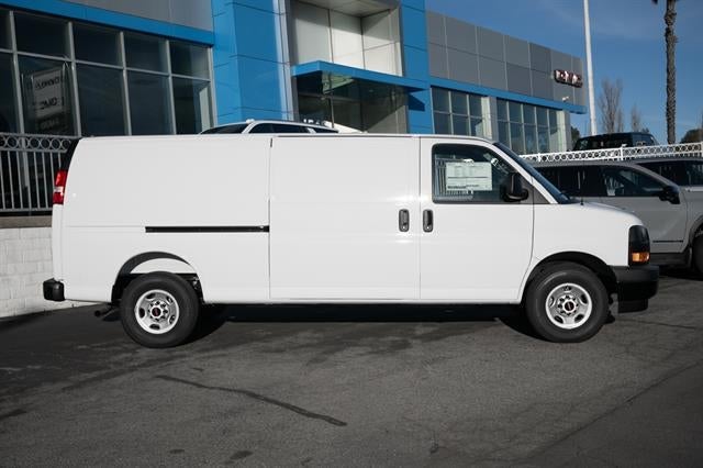 2025 GMC Savana Cargo 2500 Work Van