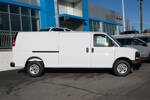 2025 GMC Savana Cargo 2500 Work Van