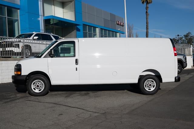 2025 GMC Savana Cargo 2500 Work Van