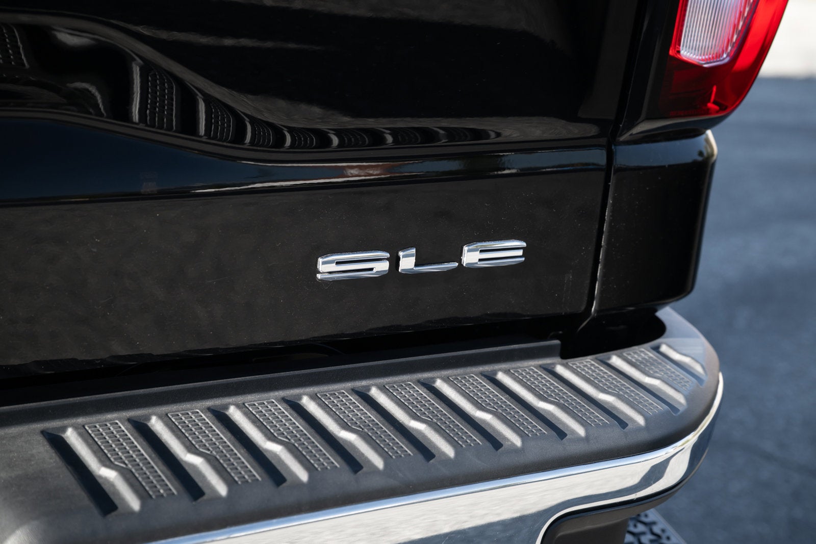 2024 GMC Sierra 1500 SLE