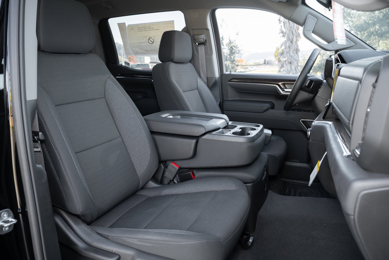 2024 GMC Sierra 1500 SLE