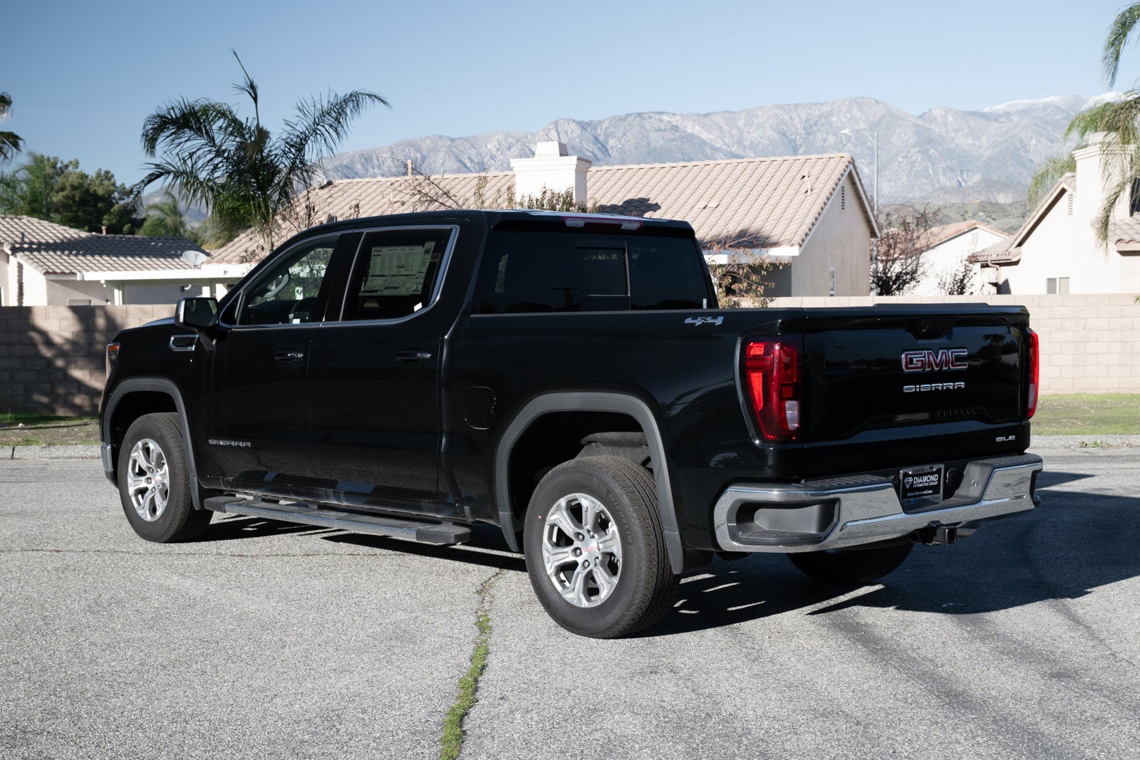 2024 GMC Sierra 1500 SLE