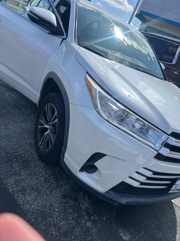 2017 Toyota Highlander LE