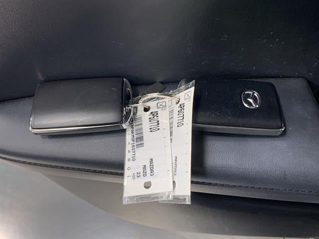 2023 Mazda Mazda3 Hatchback 2.5 S Select Auto FWD